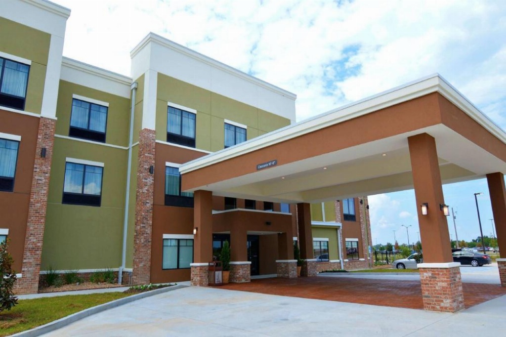 Best Western False River Hotel Main image